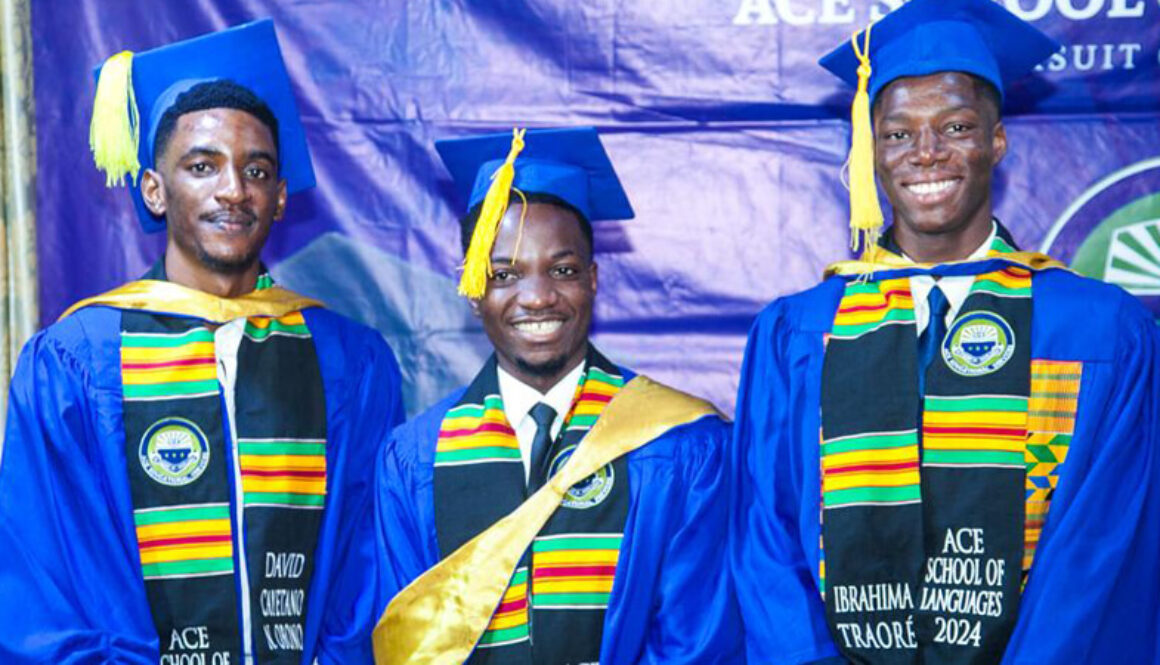 Remise des Diplômes Remise des Diplômes